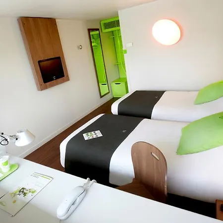 Otel Campanile Clermont-ferrand ~ 3*