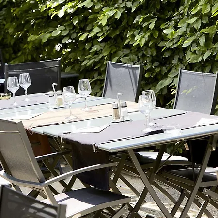 Campanile Clermont-ferrand ~ Otel 3*