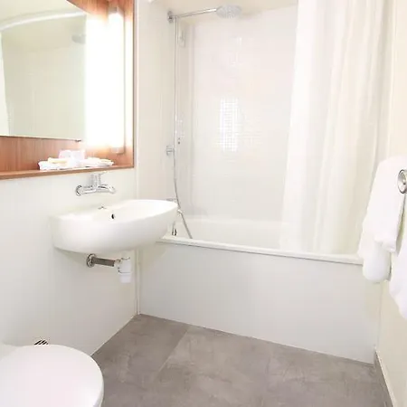 Campanile Clermont-ferrand ~ Otel Riom
