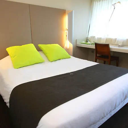 Campanile Nature - Clermont-ferrand Nord Отель Риом