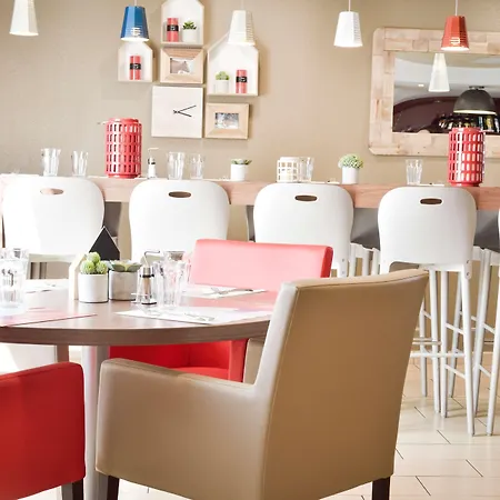 Campanile Nature - Clermont-ferrand Nord Hotel