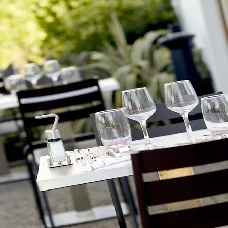 Campanile Nature - Clermont-ferrand Nord 3* Риом