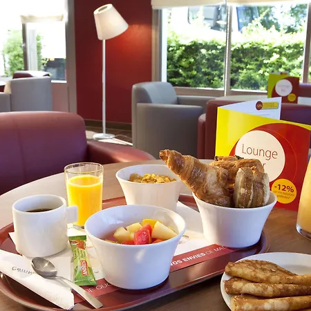 Campanile Nature - Clermont-ferrand Nord 3*