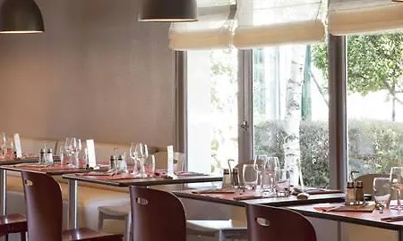 Hotel Campanile Nature - Clermont-ferrand Nord Riom