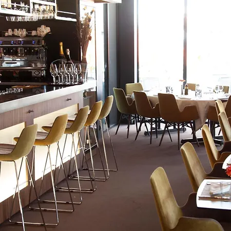 Campanile Nature - Clermont-ferrand Nord Отель 3*