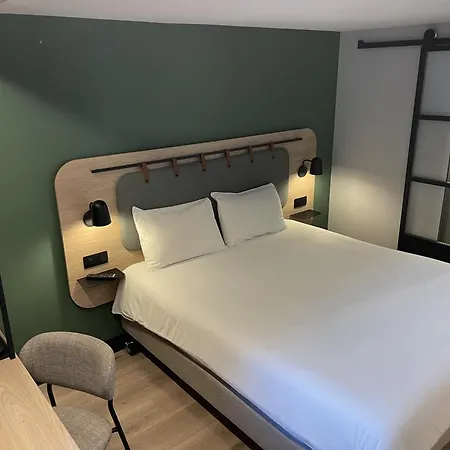 Hotel Campanile Nature - Clermont-ferrand Nord Riom