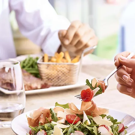 Hotel Campanile Nature - Clermont-ferrand Nord Riom