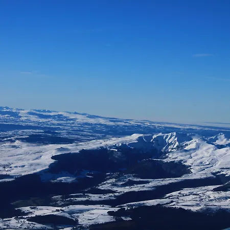 Отель Campanile Nature - Clermont-ferrand Nord 3*