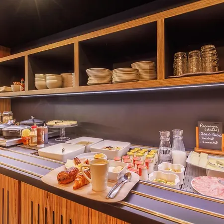 Campanile Nature - Clermont-ferrand Nord 3* Риом