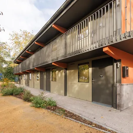 Campanile Nature - Clermont-ferrand Nord 3* Риом