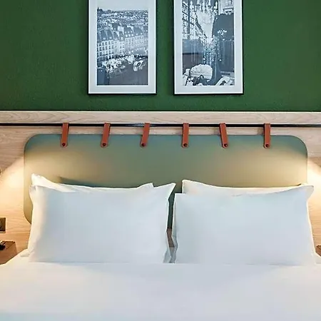 Campanile Nature - Clermont-ferrand Nord 3* Riom
