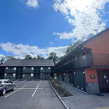 Campanile Nature - Clermont-ferrand Nord Szálloda