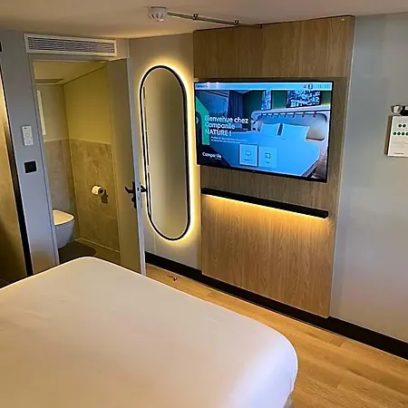Campanile Nature - Clermont-ferrand Nord 3* Riom