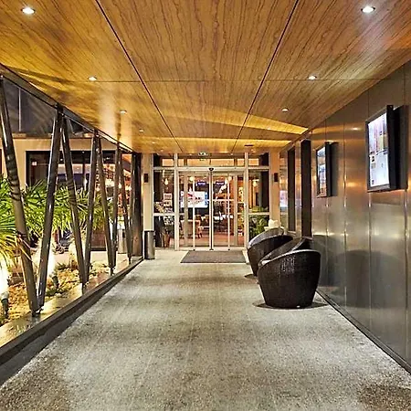 Hotel Campanile Nature - Clermont-ferrand Nord