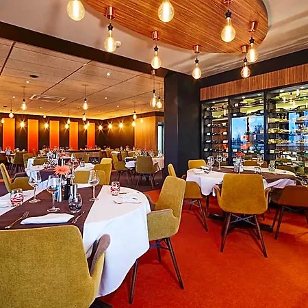Hotel Campanile Nature - Clermont-ferrand Nord 3*