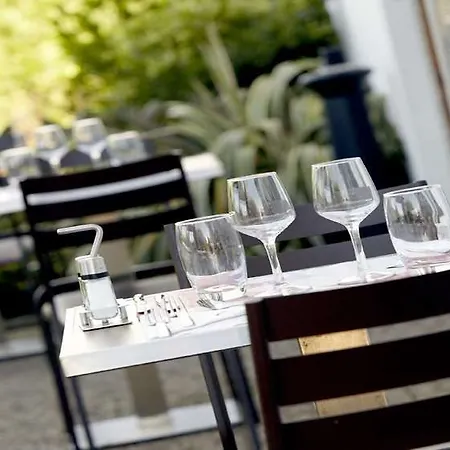 Hotel Campanile Nature - Clermont-ferrand Nord