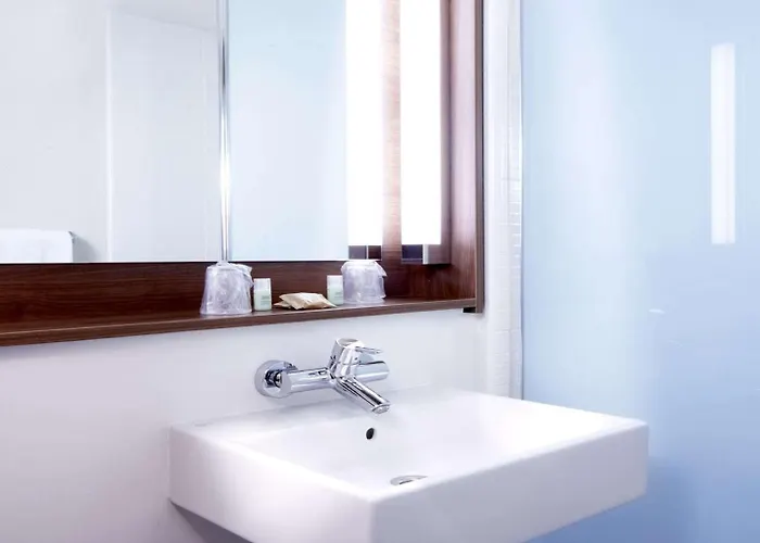 Hotell Campanile Nature - Clermont-ferrand Nord Riom