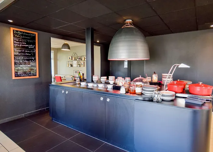 Hotel Campanile Nature - Clermont-ferrand Nord Riom