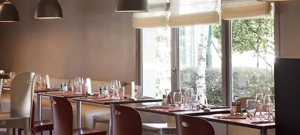 Hotell Campanile Nature - Clermont-ferrand Nord Riom