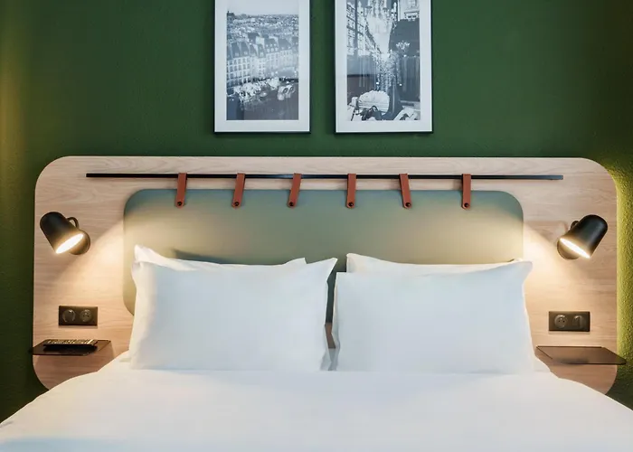 Отель Campanile Nature - Clermont-ferrand Nord Риом