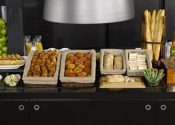 Campanile Nature - Clermont-ferrand Nord Отель Риом