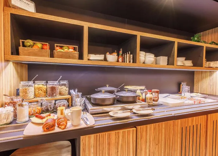 Campanile Nature - Clermont-ferrand Nord 3* Риом