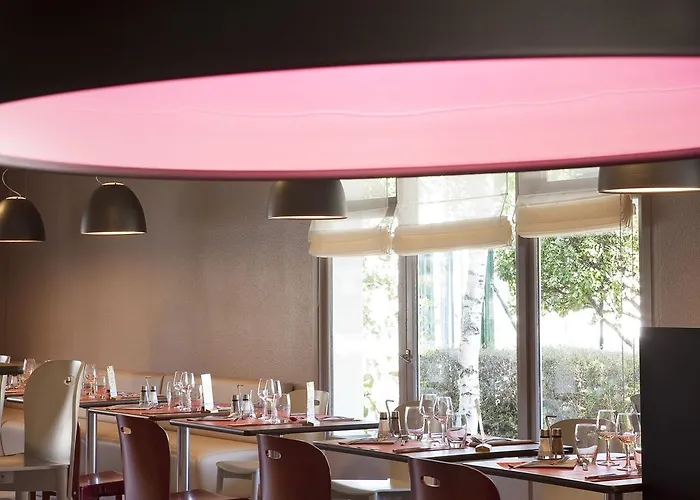 Campanile Nature - Clermont-ferrand Nord Отель 3*