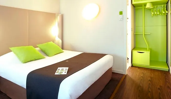 Campanile Nature - Clermont-ferrand Nord Hotell